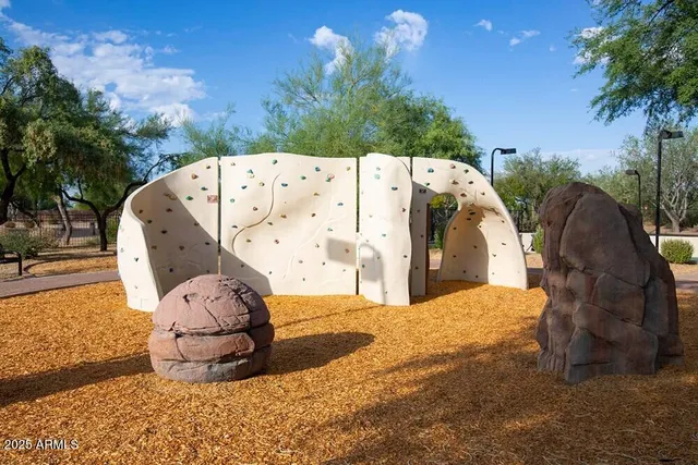 $1,595,000 | 23024 North 38th Place, Phoenix, AZ 85050