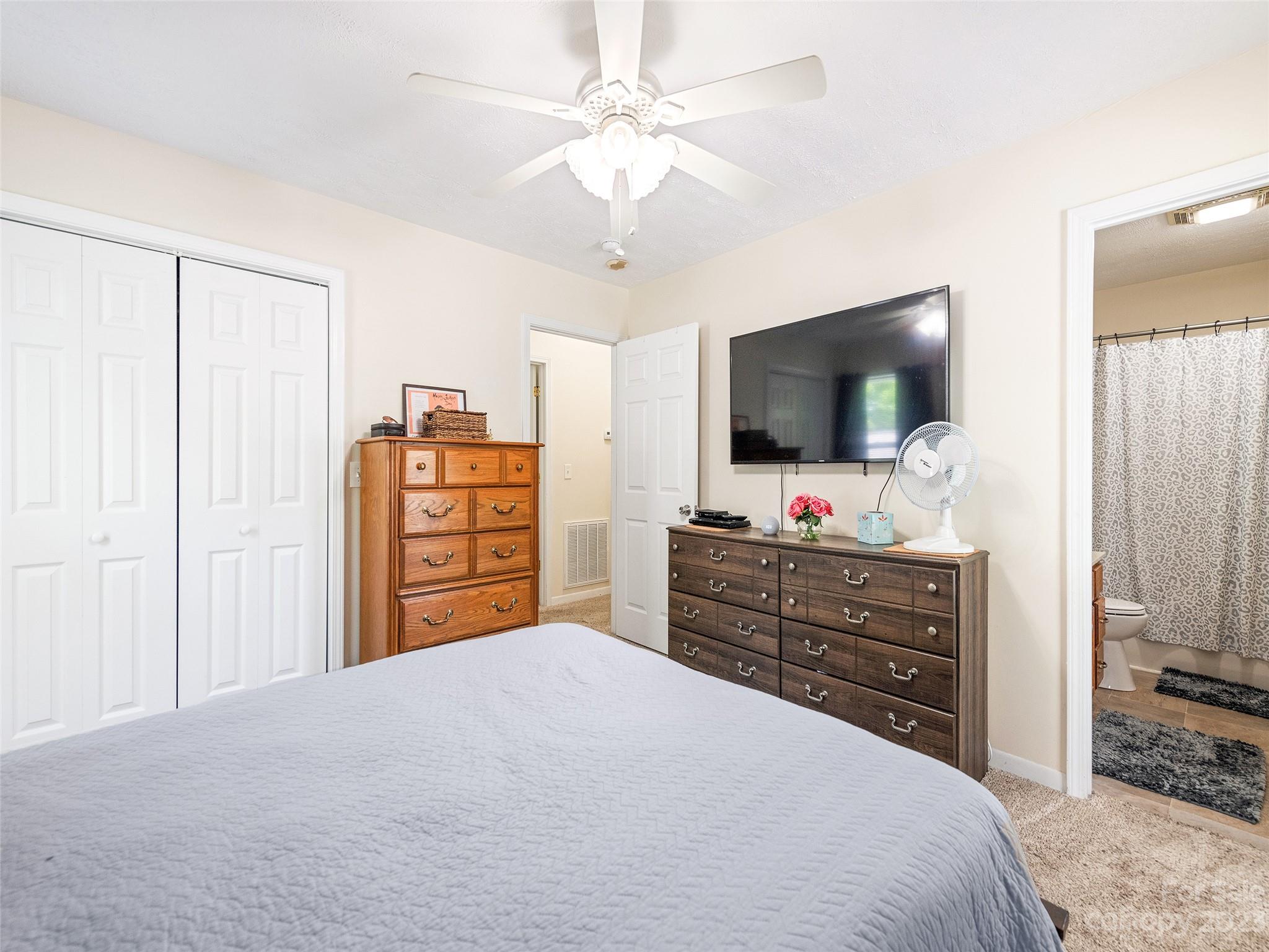 302 Spring Street Canton, NC 28716 - Photo 19 of 34 Gallery Image 19