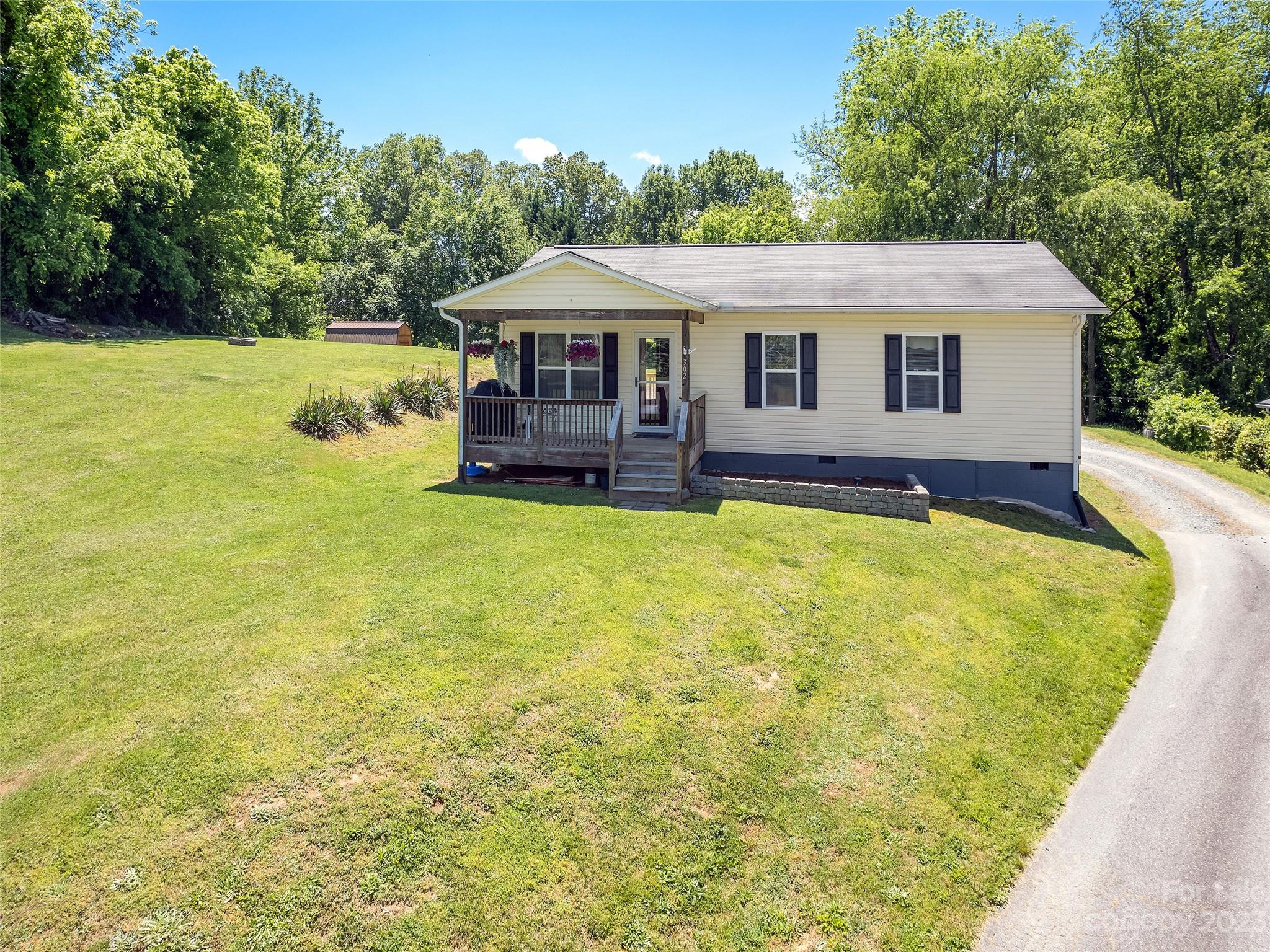 302 Spring Street Canton, NC 28716 - Photo 2 of 34 Gallery Image 2