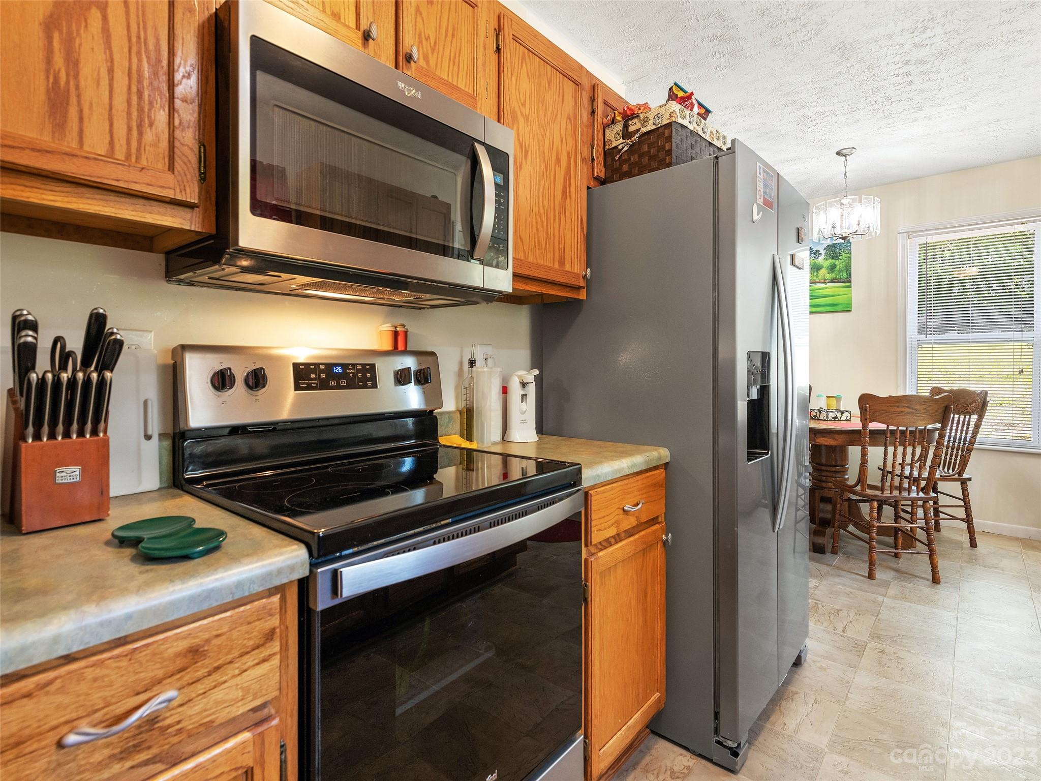 302 Spring Street Canton, NC 28716 - Photo 21 of 34 Gallery Image 21