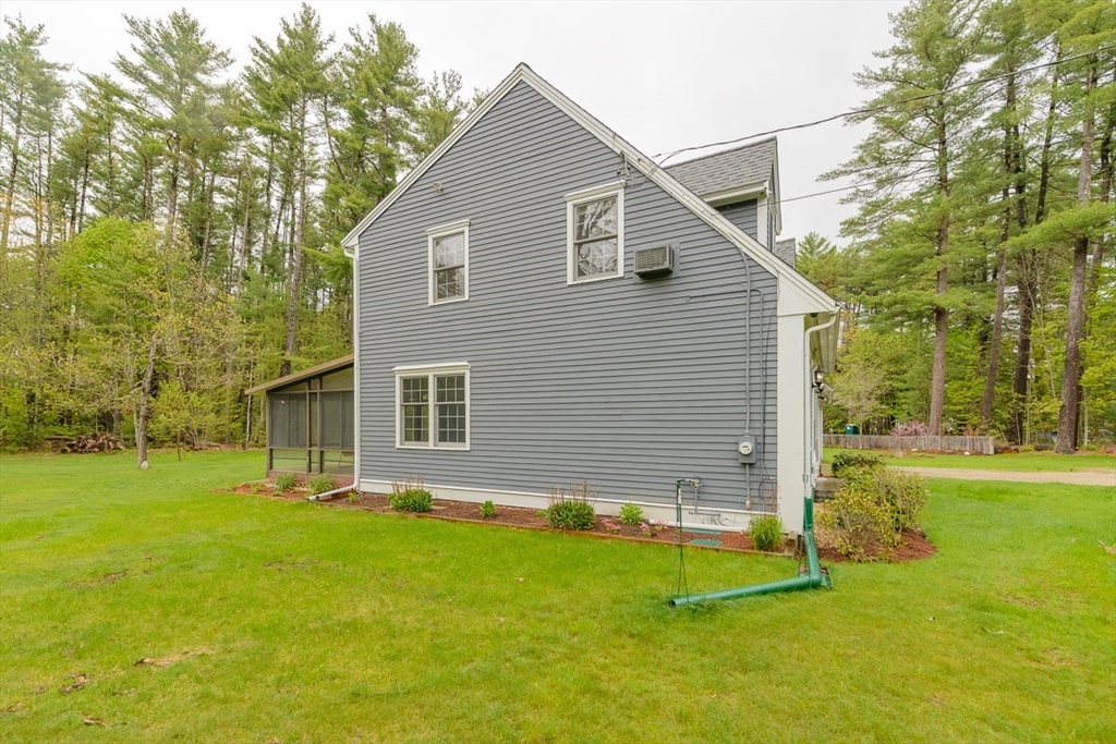 17 New Fitchburg Road Townsend, MA 01474 - Photo 31 of 42