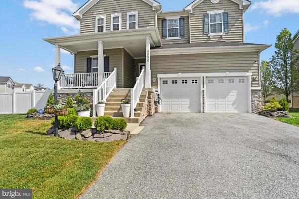 $655,000 | 9850 Mannheim Lane, Waldorf, MD 20603