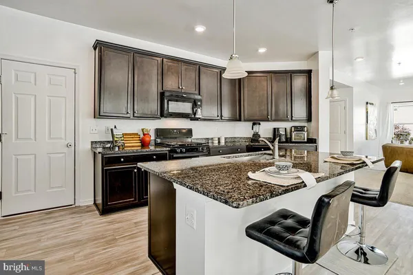 $655,000 | 9850 Mannheim Lane, Waldorf, MD 20603