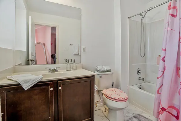 $655,000 | 9850 Mannheim Lane, Waldorf, MD 20603