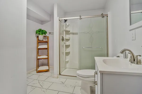 $655,000 | 9850 Mannheim Lane, Waldorf, MD 20603