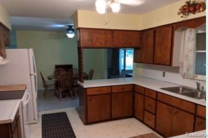 107 Cross Road Kinde, MI 48445 - Photo 4 of 17 86C40C26-9FA9-4EE6-9831-B115CE88140F.jpeg