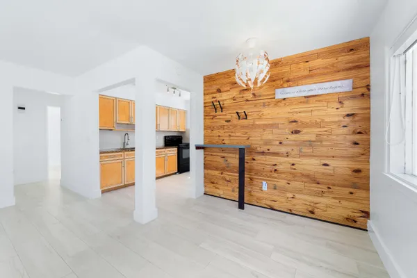 $2,700 | 2130 Wiley Court, Hollywood, FL 33020