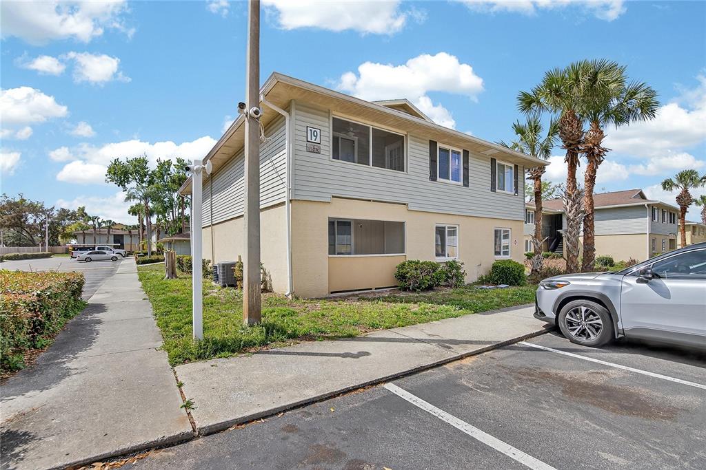 202 Red Maple Place, Unit 202 Brandon, FL 33510 - Photo 5 of 87