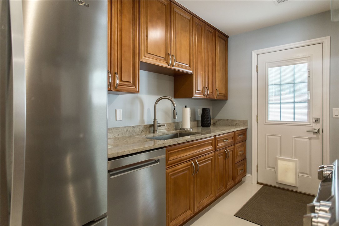 948 Azalea Street Blackshear, GA 31516 - Photo 10 of 42