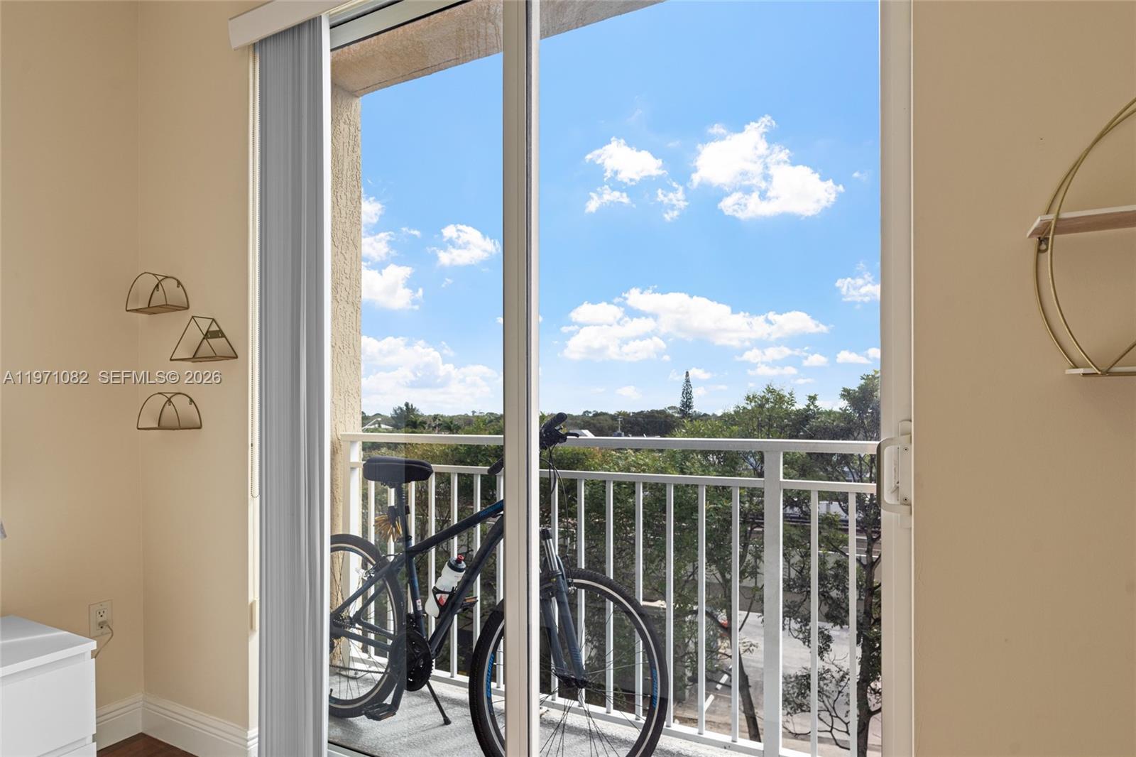 7275 Southwest 90th Way, Unit 404 Miami, FL 33156 - Photo 24 of 35