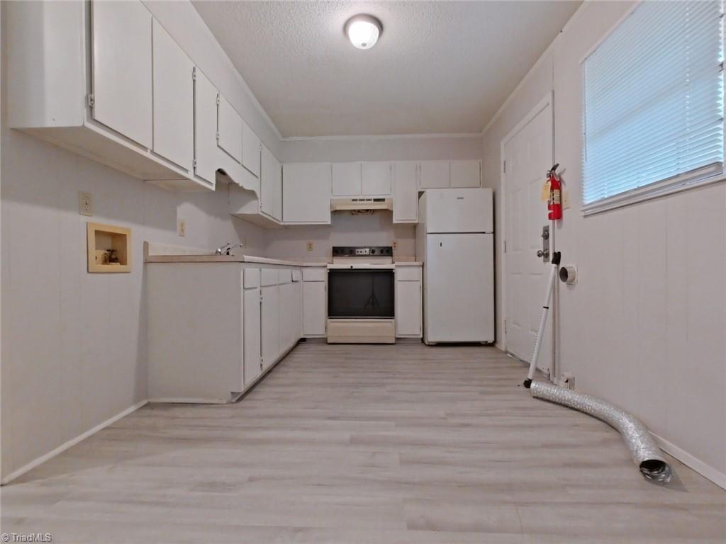 725 South Scientific Street High Point, NC 27260 - Photo 2 of 8