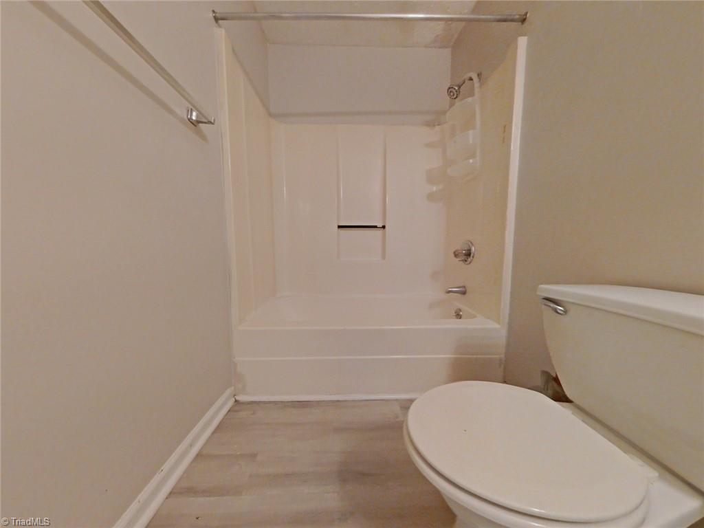 725 South Scientific Street High Point, NC 27260 - Photo 5 of 8