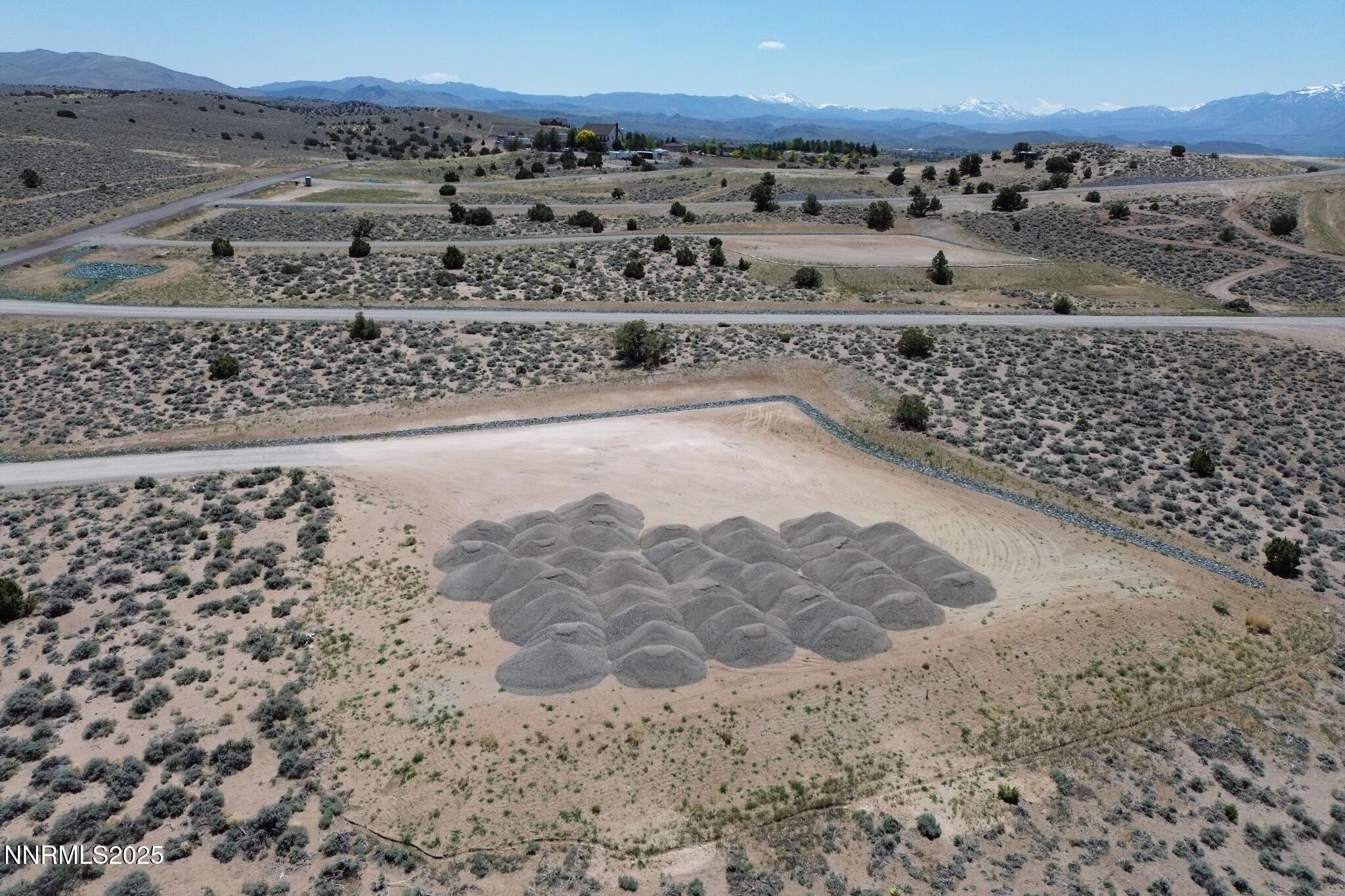 2028 Currant Court, Unit 2 Gardnerville, NV 89410 - Photo 3 of 8 2 (4)