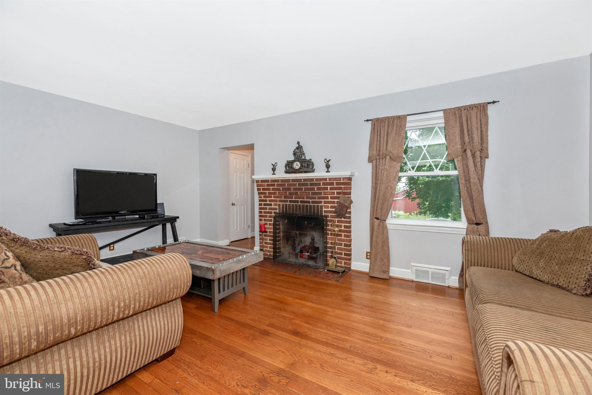 27205 Ridge Road Damascus, MD 20872 - Photo 20 of 73