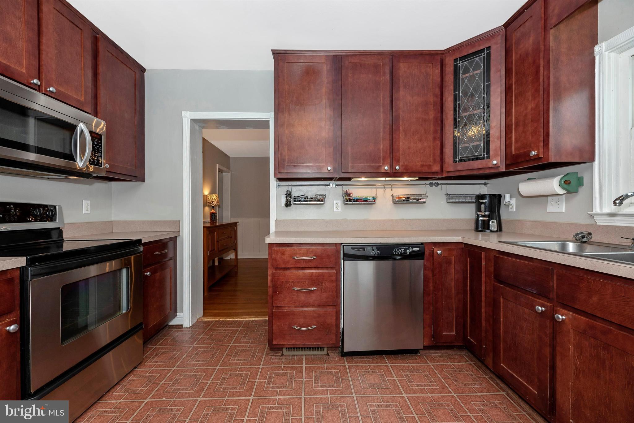 27205 Ridge Road Damascus, MD 20872 - Photo 4 of 73