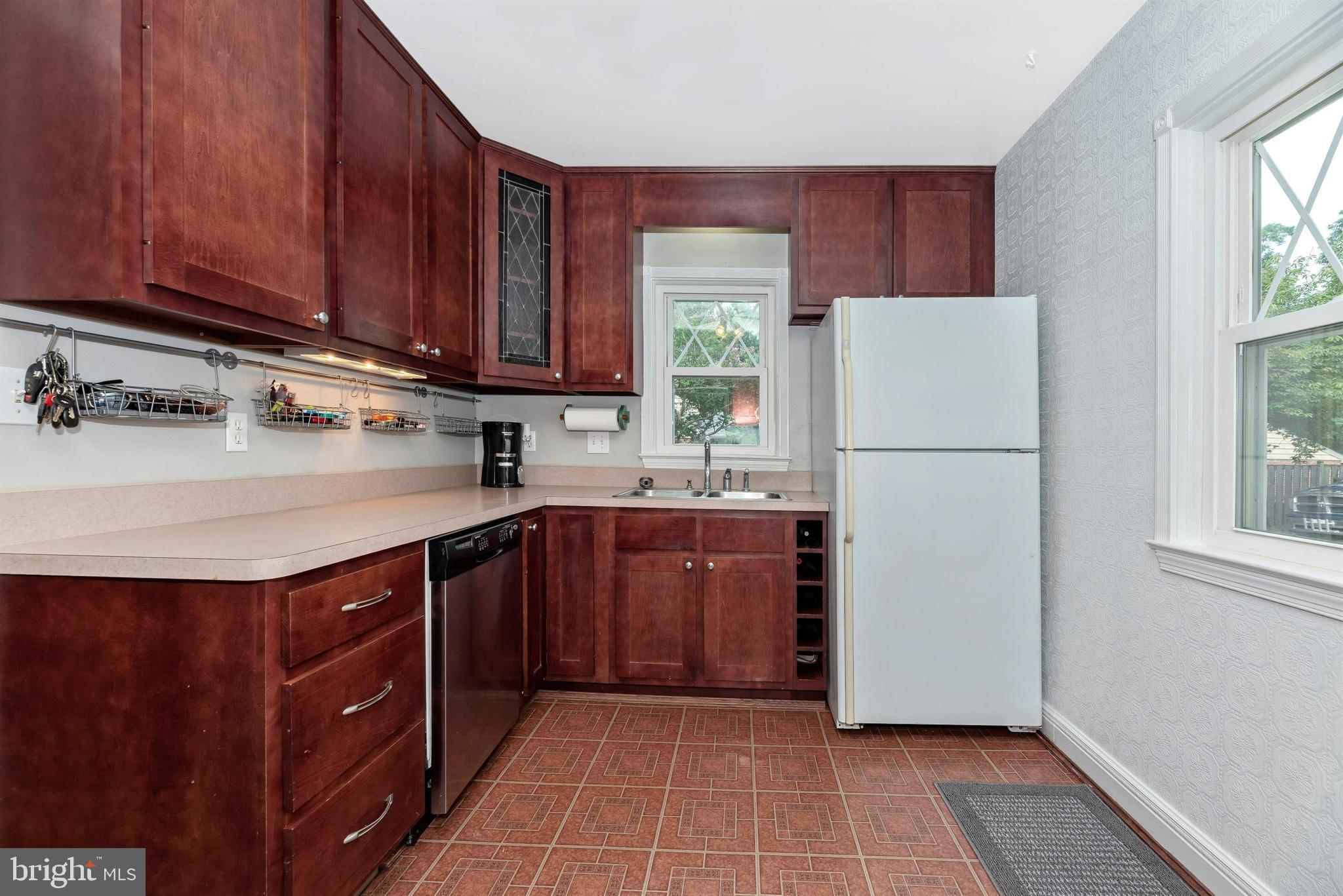 27205 Ridge Road Damascus, MD 20872 - Photo 6 of 73