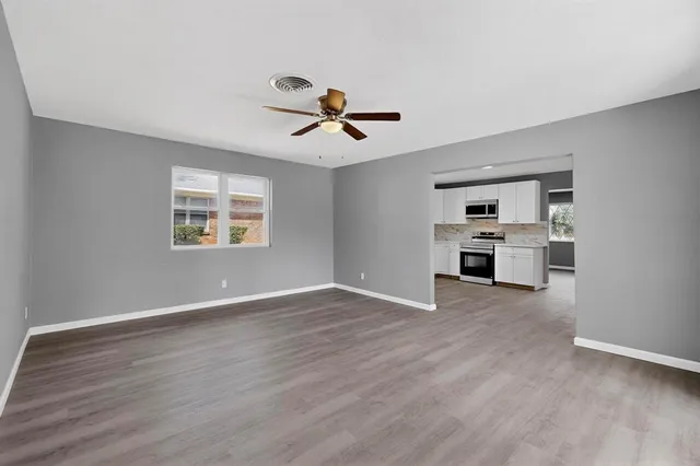 $280,500 | 1974 Shelman Trail, Fort Worth, TX 76112