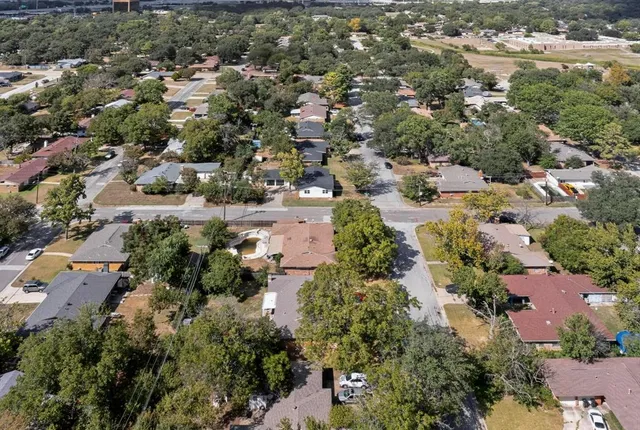 $280,500 | 1974 Shelman Trail, Fort Worth, TX 76112