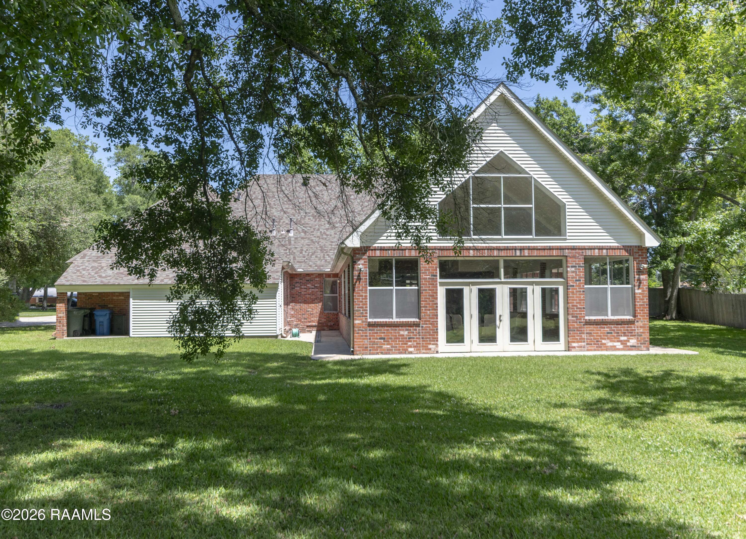 2014 Old Jeanerette Road New Iberia, LA 70563 - Photo 4 of 35 Back 2