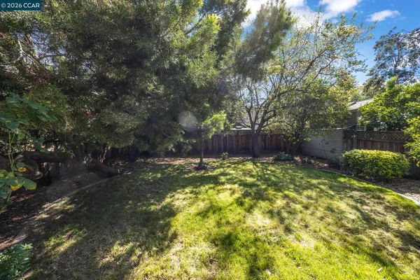 $1,300,000 | 5910 Chabot Road, Oakland, CA 94618