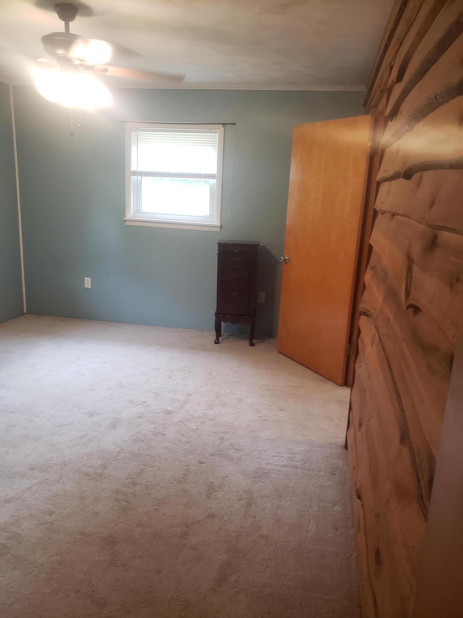 235 Cedar Creek Road Greeneville, TN 37743 - Photo 20 of 22 Guest bedroom