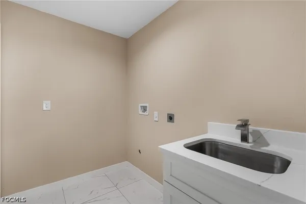 $1,850 | 3513 Northeast 17th Place, Cape Coral, FL 33909