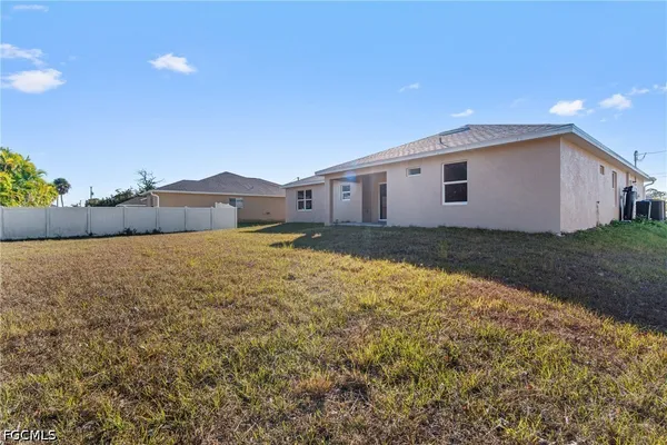$1,850 | 3513 Northeast 17th Place, Cape Coral, FL 33909