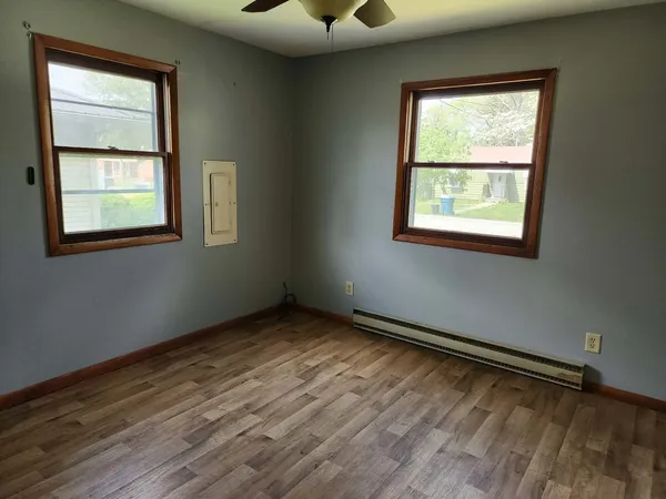 $89,900 | 504 West 5th Street, Benton, IL 62812