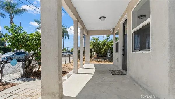 a view of an entryway