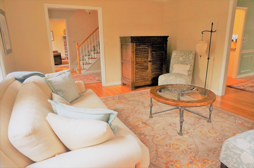 12 Barbara Road Sudbury, MA 01776 - Photo 4 of 26 a living room with furniture
