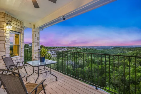 $1,250,000 | 10613 Pointe View Drive, Austin, TX 78738
