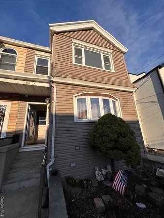 $3,550 | 62-35 65th Street, Unit 2 | Middle Village