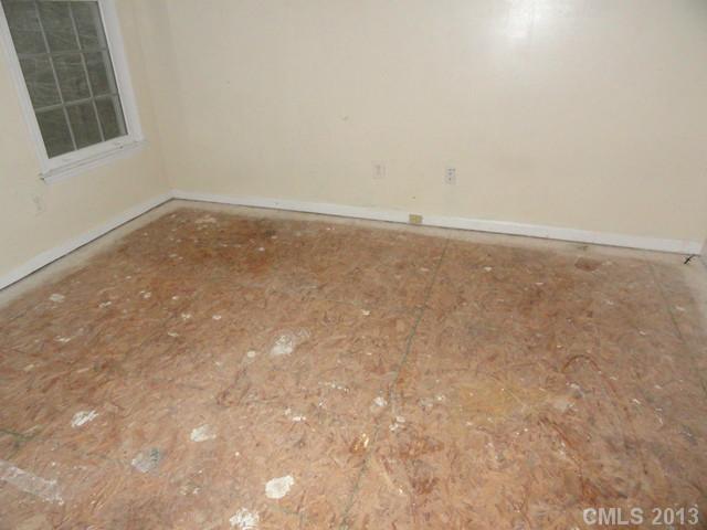3643 Arklow Road Charlotte, NC 28269 - Photo 7 of 15