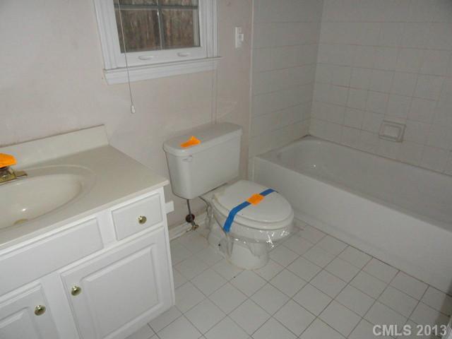 3643 Arklow Road Charlotte, NC 28269 - Photo 10 of 15