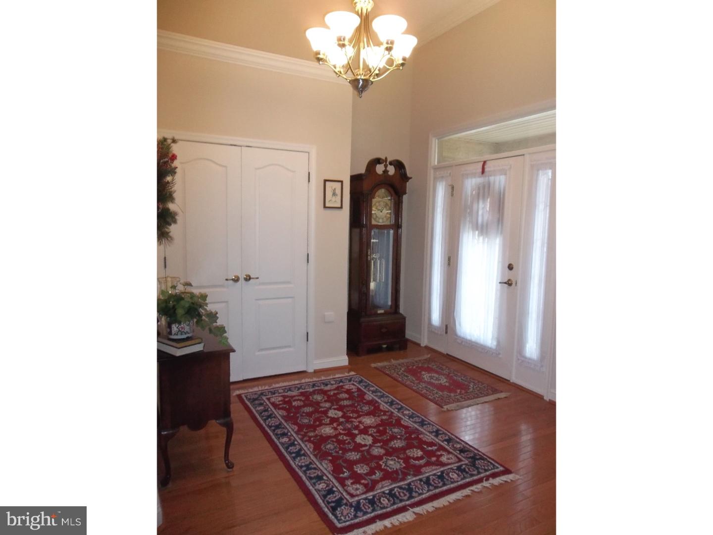 104 Hummingbird Way Sewell, NJ 08080 - Photo 4 of 25 Foyer