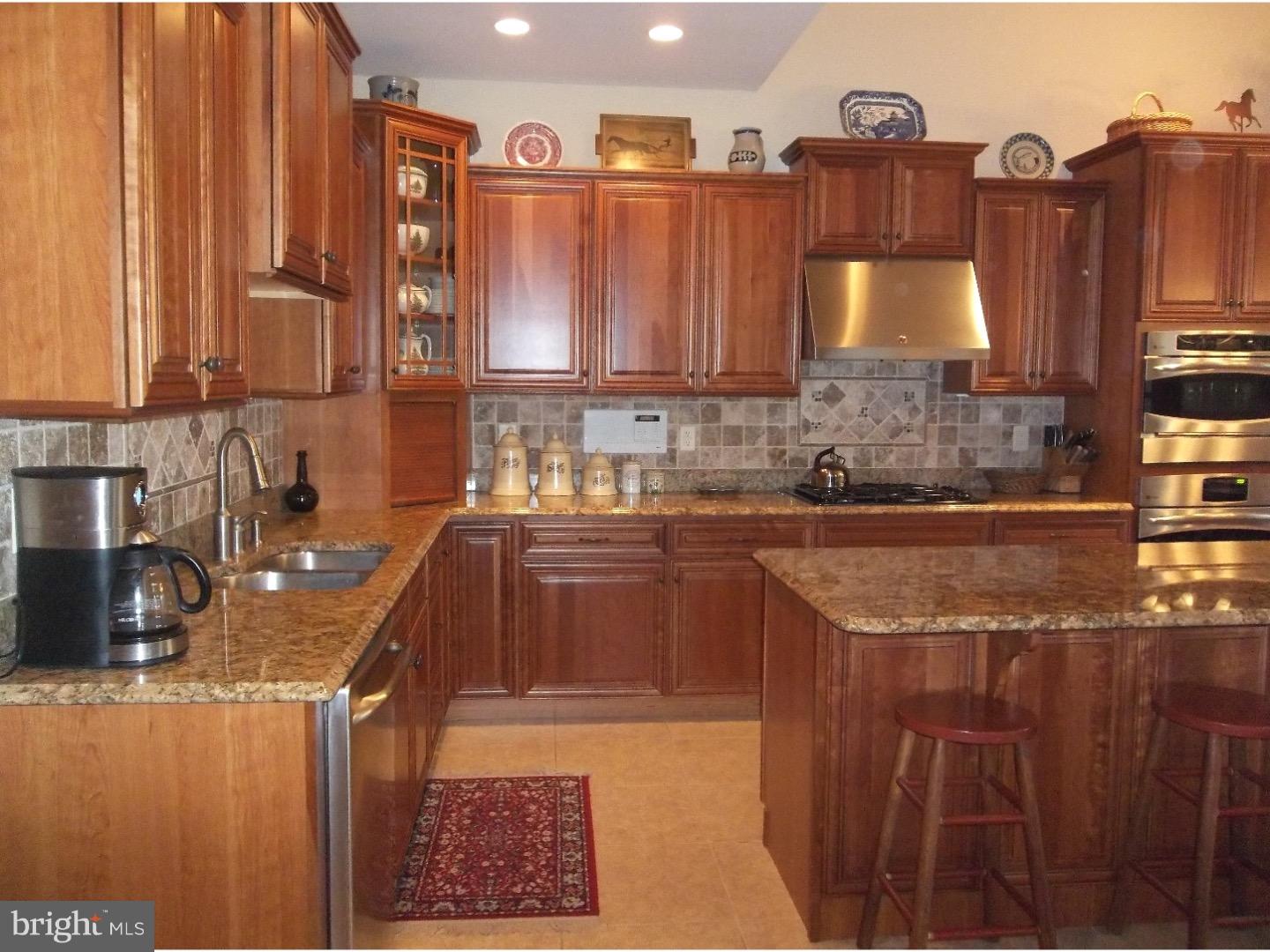 104 Hummingbird Way Sewell, NJ 08080 - Photo 8 of 25 Kitchen