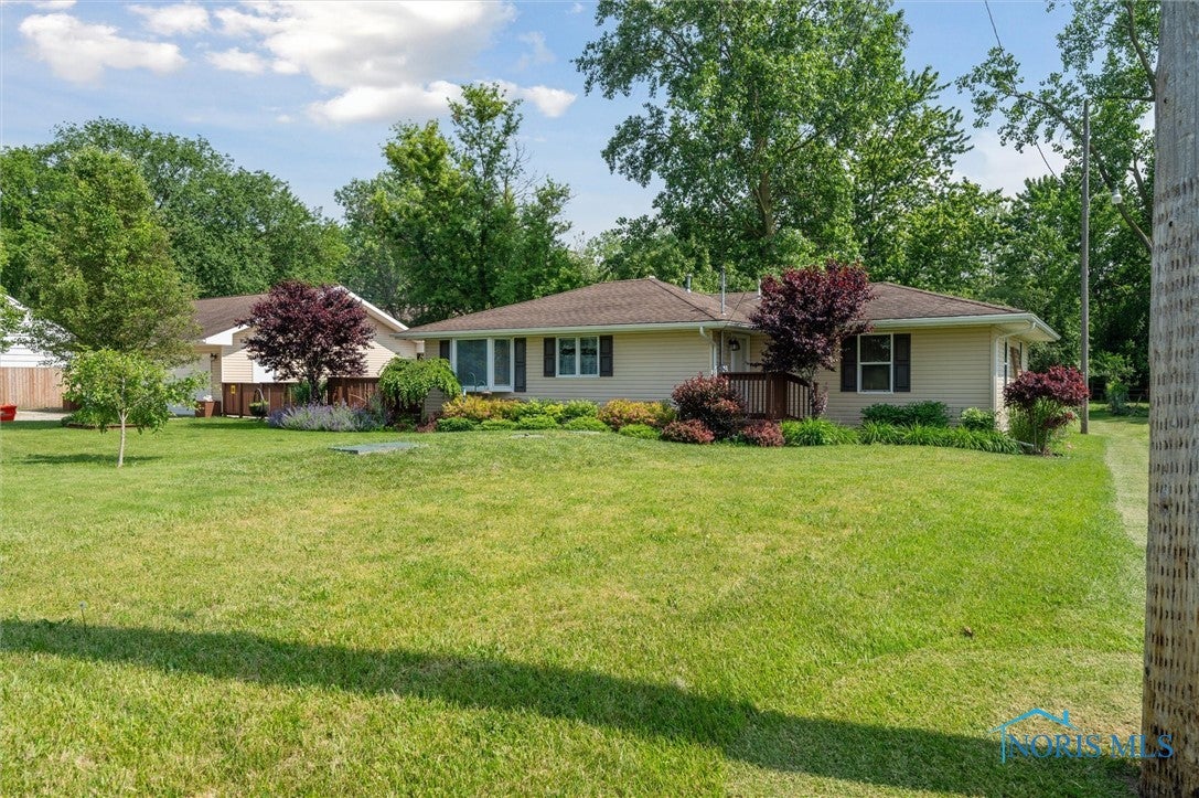 5301 Genoa Road Stony Ridge, OH 43463 - Photo 2 of 41 Gallery Image 2