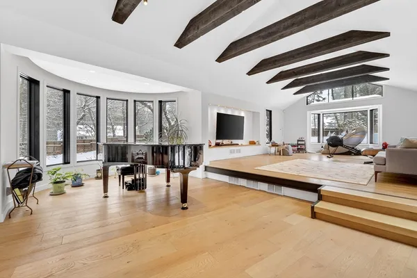 $16,500 | 719 Wellesley Street, Unit A, Weston, MA 02493