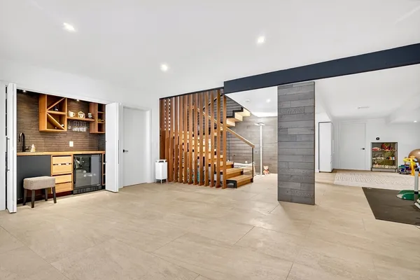 $16,500 | 719 Wellesley Street, Unit A, Weston, MA 02493