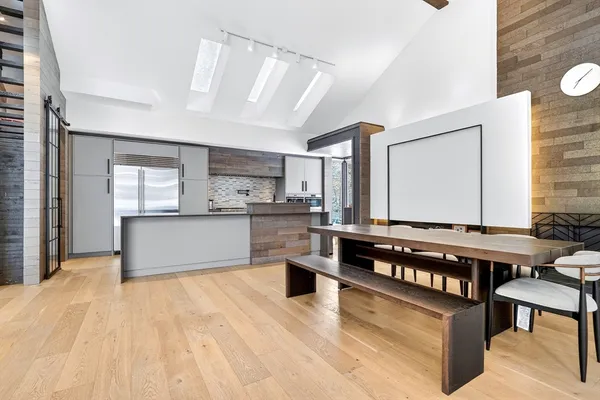 $16,500 | 719 Wellesley Street, Unit A, Weston, MA 02493