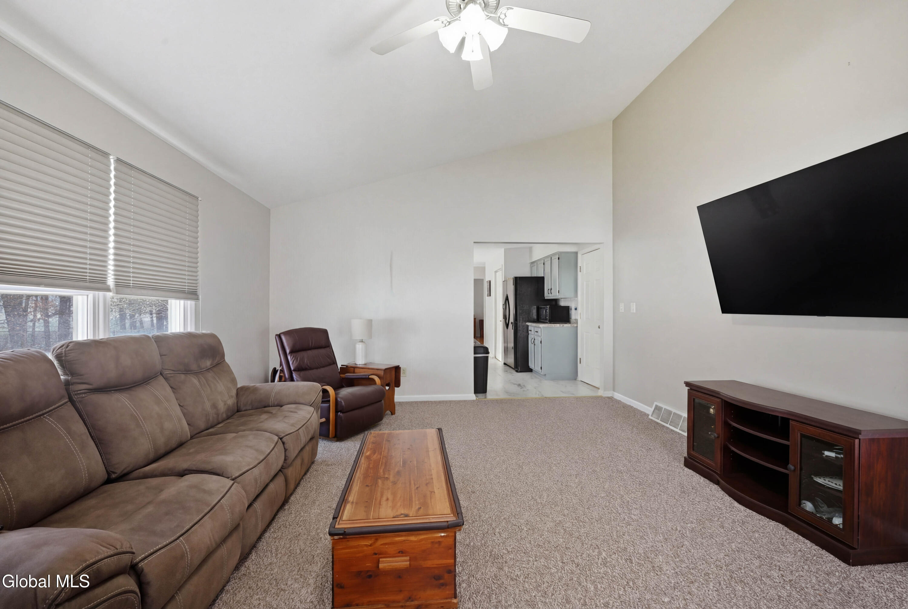 24 Squire Road Colonie, NY 12304 - Photo 16 of 45 16