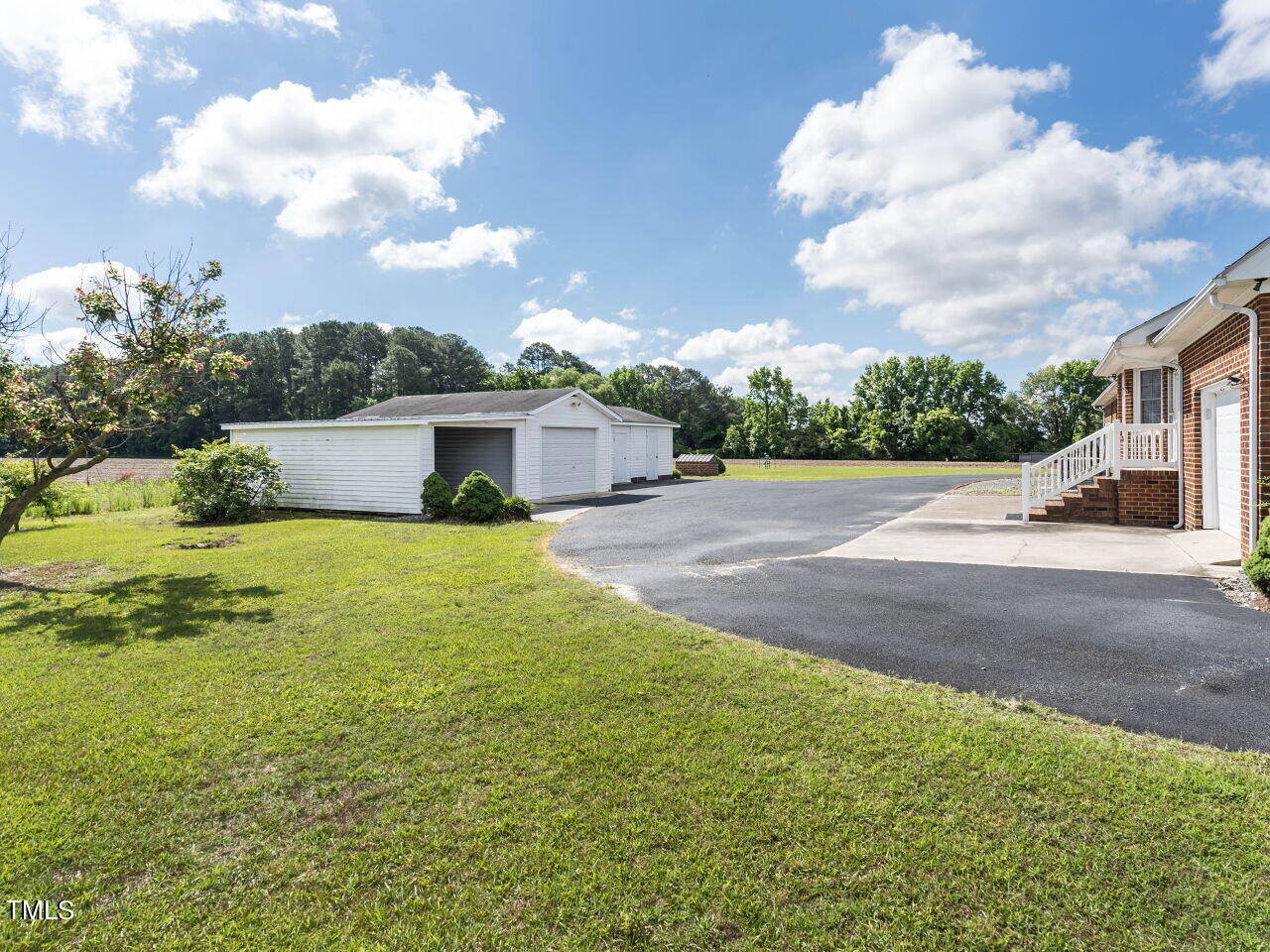 449 Braswell Road Smithfield, NC 27577 - Photo 27 of 30 029-1280x960-large-lot-and-workshop