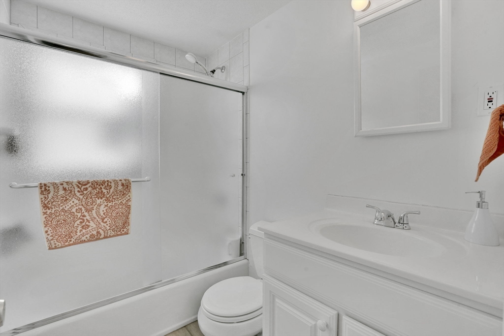 240 Morton Street West Springfield, MA 01089 - Photo 30 of 42