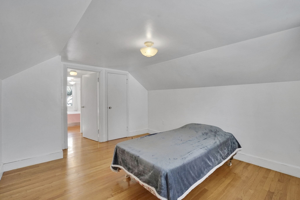 240 Morton Street West Springfield, MA 01089 - Photo 33 of 42