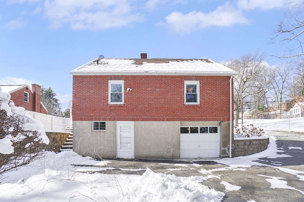 240 Morton Street West Springfield, MA 01089 - Photo 7 of 42