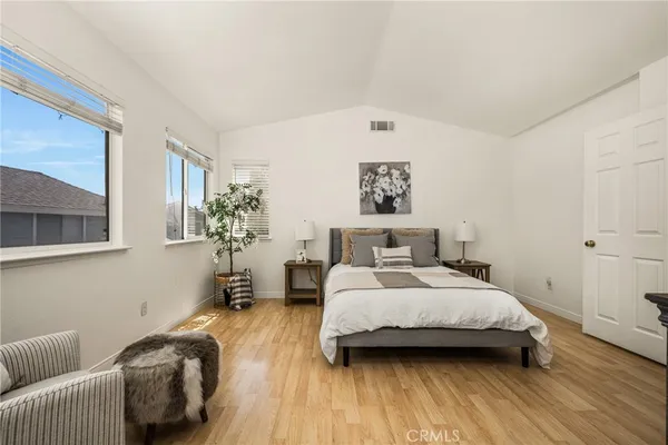 $1,680,000 | 18 Bayfield, Irvine, CA 92614