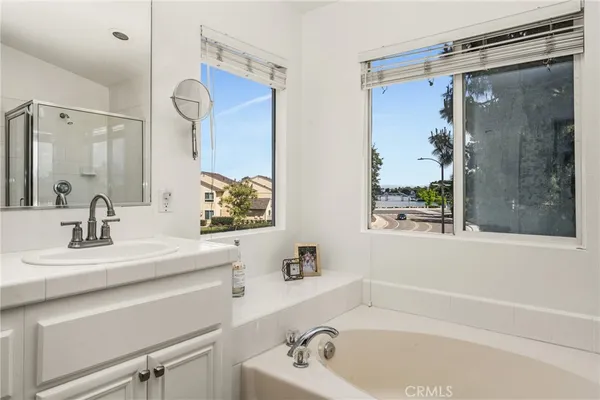 $1,680,000 | 18 Bayfield, Irvine, CA 92614