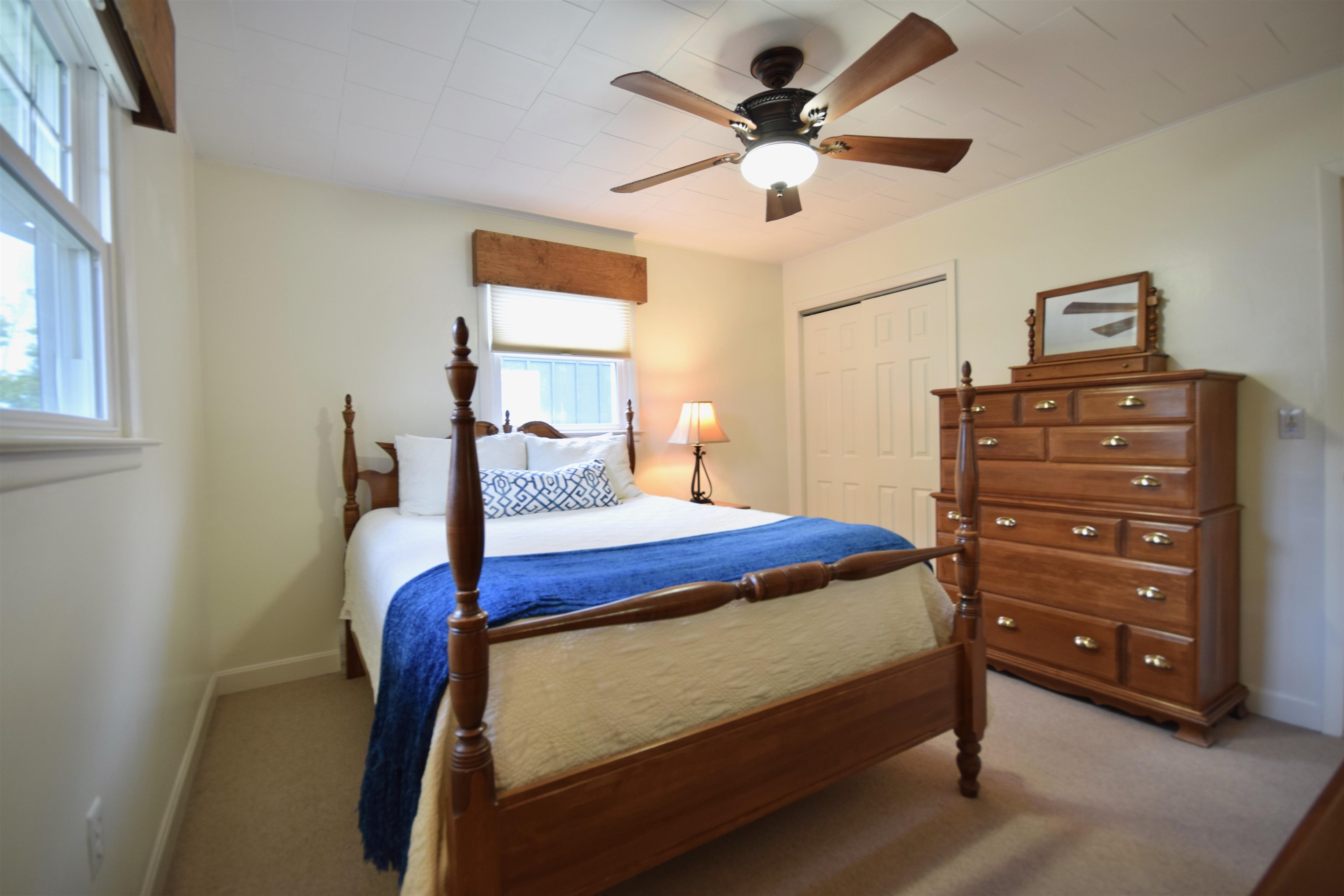 54 Faith Street Burlington, VT 05408 - Photo 11 of 34