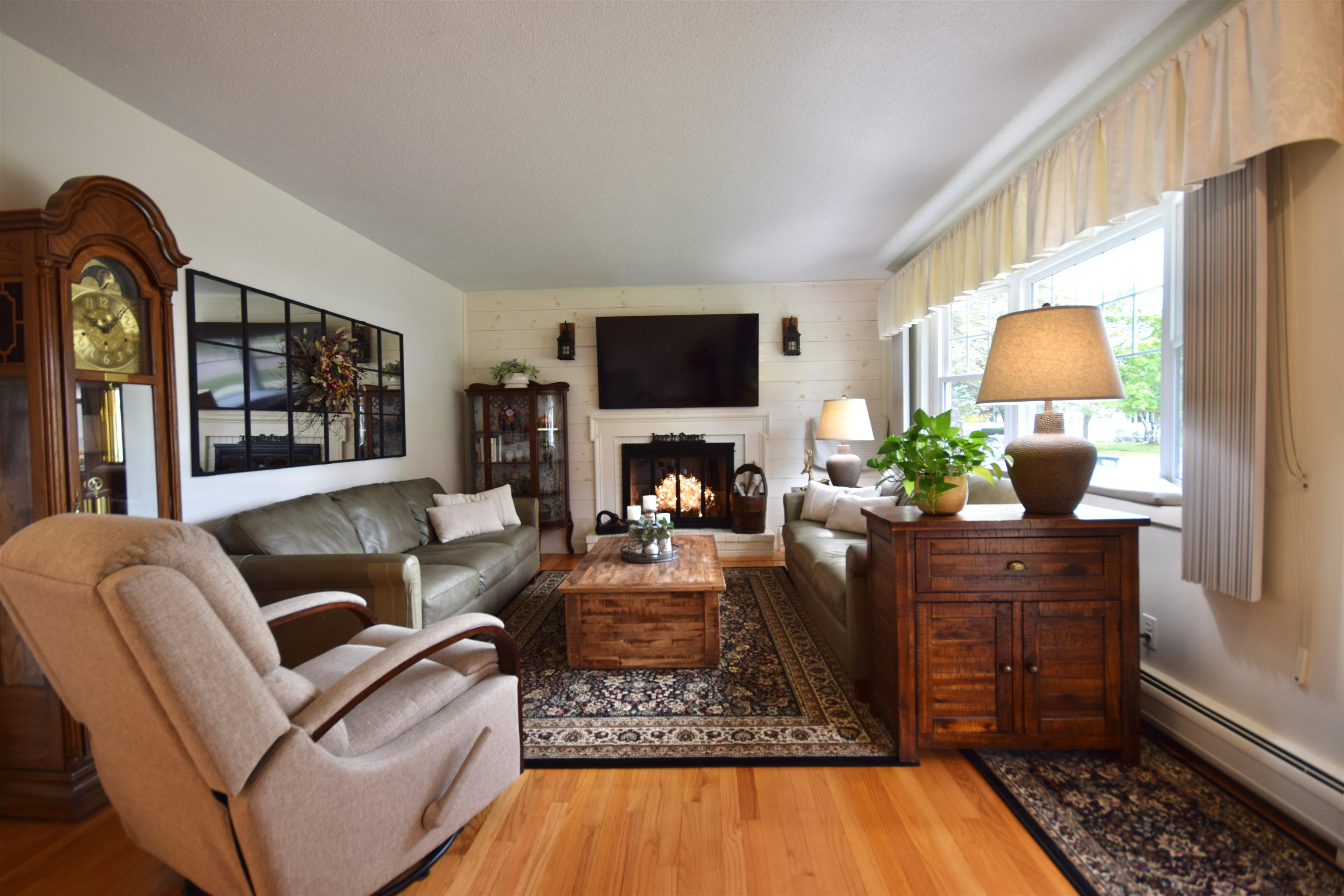 54 Faith Street Burlington, VT 05408 - Photo 7 of 34