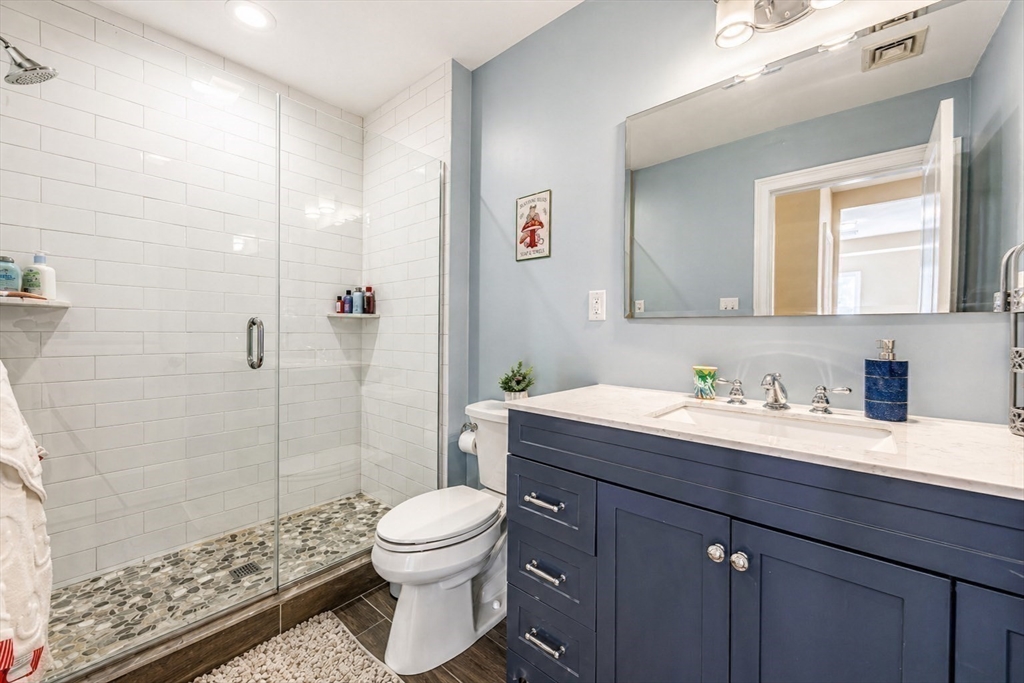 417 East 7th Street, Unit 2 Boston, MA 02127 - Photo 10 of 18